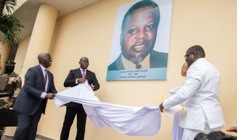 OLIGUI NGUEMA rend hommage à Joseph RENDJAMBE en rebaptisant l’aéroport de Port-Gentil